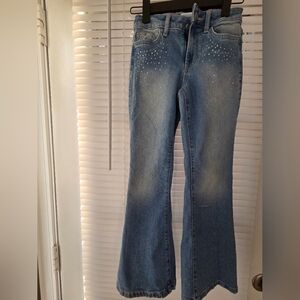 Girls Sz 7 Beautiful Blue Flare Jeans with Sparkly Rhinestone Details!